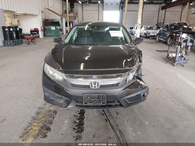 Продажа на аукционе авто 2018 Honda Civic Ex, vin: 2HGFC2F87JH502528, номер лота: 45016762