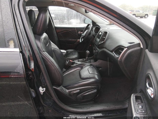 Продаж на аукціоні авто 2019 Jeep Cherokee Latitude Plus Fwd, vin: 1C4PJLLX8KD109744, номер лоту: 45016781