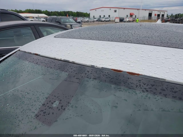 45016801 :رقم المزاد ، WBAFR1C51BC672130 vin ، 2011 Bmw 528i مزاد بيع