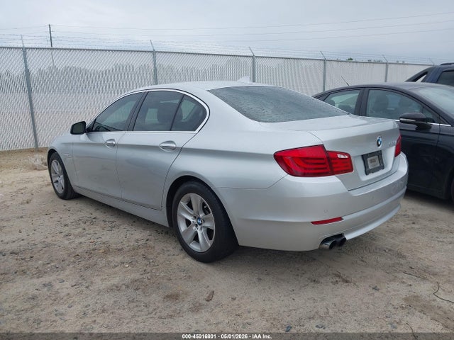 45016801 :رقم المزاد ، WBAFR1C51BC672130 vin ، 2011 Bmw 528i مزاد بيع
