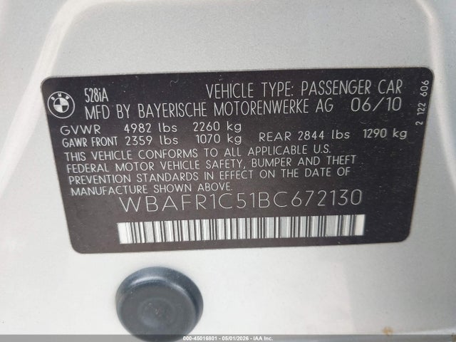 45016801 :رقم المزاد ، WBAFR1C51BC672130 vin ، 2011 Bmw 528i مزاد بيع