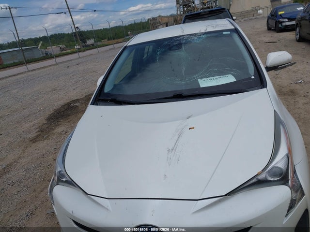 Toyota Prius Two 2017 JTDKBRFU7H3031841 Image 12