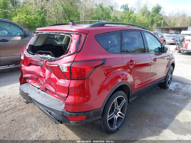 45016830 :رقم المزاد ، 1FMCU9HD0KUA23881 vin ، 2019 Ford Escape Sel مزاد بيع