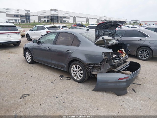 2015 Volkswagen Jetta 1.8t Se მანქანა იყიდება აუქციონზე, vin: 3VWD17AJXFM271780, აუქციონის ნომერი: 45016849
