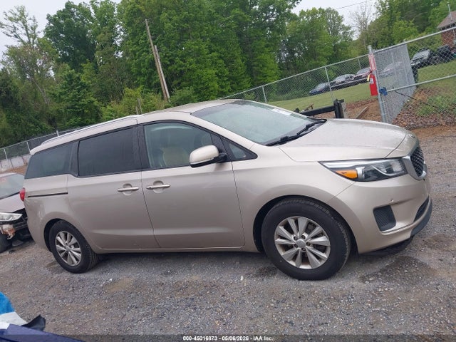 45016873 :رقم المزاد ، KNDMB5C12H6266867 vin ، 2017 Kia Sedona Lx مزاد بيع