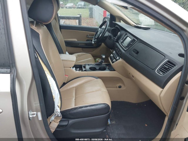 45016873 :رقم المزاد ، KNDMB5C12H6266867 vin ، 2017 Kia Sedona Lx مزاد بيع