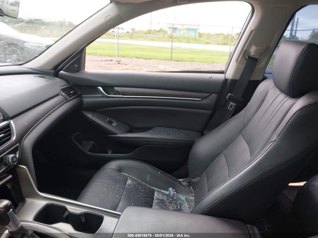 Продажа на аукционе авто 2018 Honda Accord Touring, vin: 1HGCV1F91JA110255, номер лота: 45016879