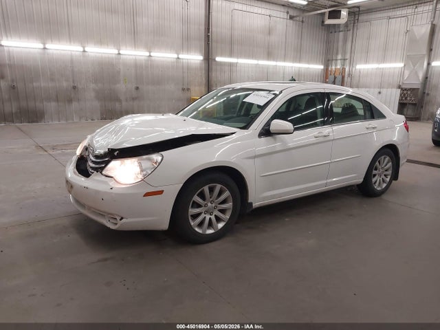 Продаж на аукціоні авто 2010 Chrysler Sebring Limited, vin: 1C3CC5FB2AN154275, номер лоту: 45016904