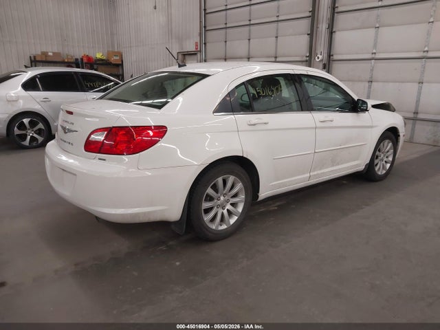 Продаж на аукціоні авто 2010 Chrysler Sebring Limited, vin: 1C3CC5FB2AN154275, номер лоту: 45016904