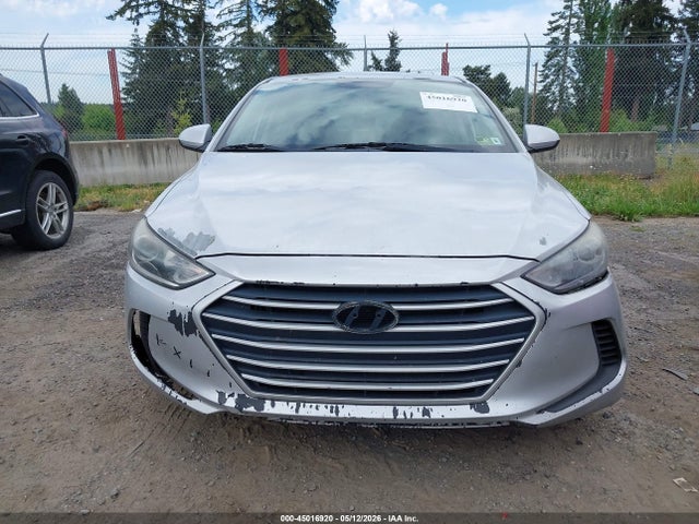 5NPD84LF6JH221298 Hyundai ELANTRA SEL