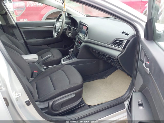 5NPD84LF6JH221298 Hyundai ELANTRA SEL
