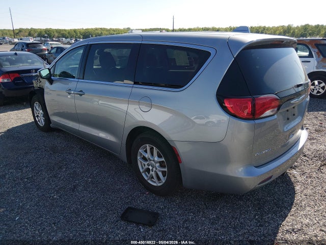 2017 Chrysler Pacifica Lx მანქანა იყიდება აუქციონზე, vin: 2C4RC1CG7HR748615, აუქციონის ნომერი: 45016922