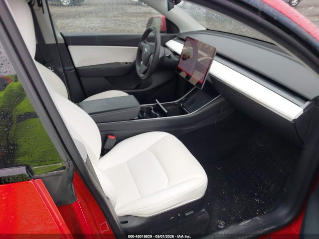 Продажа на аукционе авто 2021 Tesla Model Y Long Range Dual Motor All-wheel Drive, vin: 5YJYGDEE3MF075969, номер лота: 45016929
