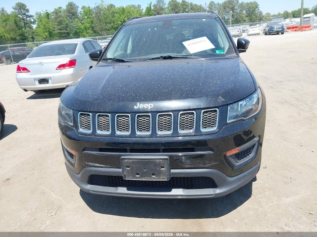 45016972 :رقم المزاد ، 3C4NJCAB6JT211132 vin ، 2018 Jeep Compass Sport Fwd مزاد بيع