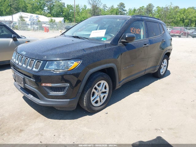 45016972 :رقم المزاد ، 3C4NJCAB6JT211132 vin ، 2018 Jeep Compass Sport Fwd مزاد بيع