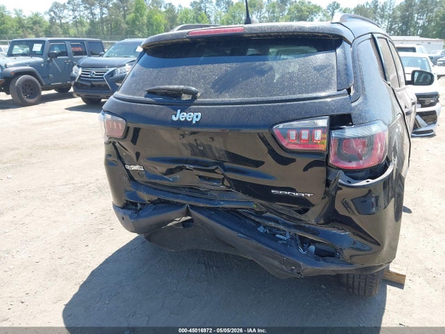 45016972 :رقم المزاد ، 3C4NJCAB6JT211132 vin ، 2018 Jeep Compass Sport Fwd مزاد بيع