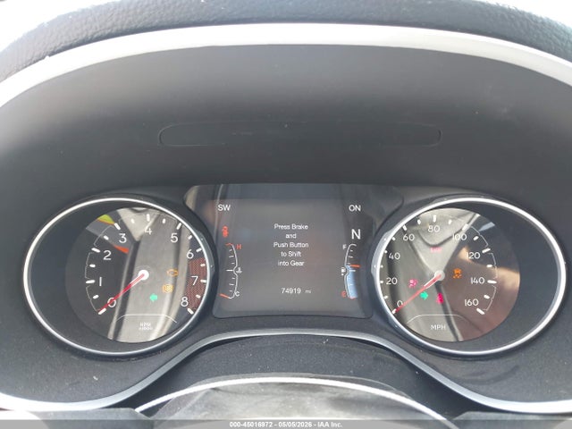 45016972 :رقم المزاد ، 3C4NJCAB6JT211132 vin ، 2018 Jeep Compass Sport Fwd مزاد بيع