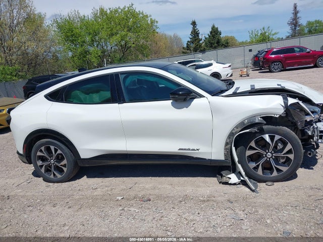 Продаж на аукціоні авто 2023 Ford Mustang Mach-e Premium, vin: 3FMTK3SUXPMA75672, номер лоту: 45016991