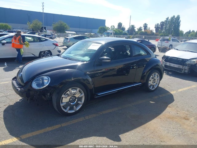 45016997 :رقم المزاد ، 3VWJP7AT2CM652960 vin ، 2012 Volkswagen Beetle 2.5l مزاد بيع