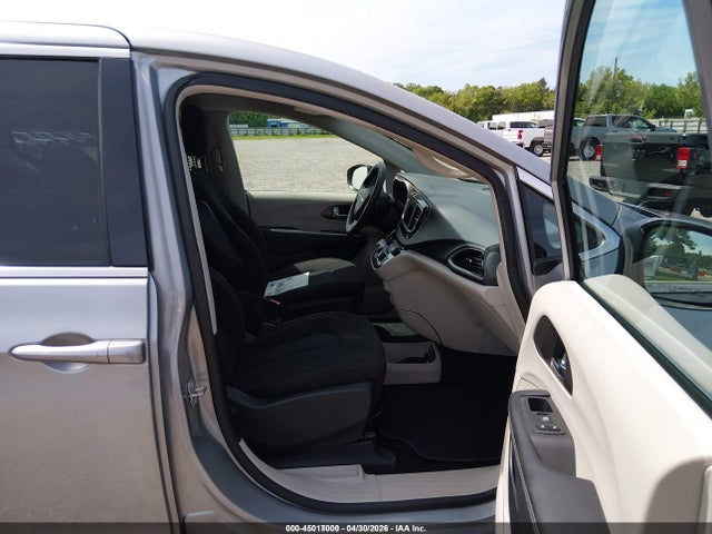 Продаж на аукціоні авто 2021 Chrysler Voyager Lx, vin: 2C4RC1CG4MR577784, номер лоту: 45017000