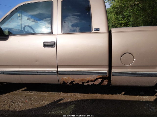 45017023 :رقم المزاد ، 2GTEC19R6T1553927 vin ، 1996 Gmc Sierra C1500 مزاد بيع