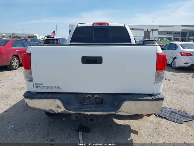 Продажа на аукционе авто 2010 Toyota Tundra Grade 5.7l V8, vin: 5TFRY5F15AX077470, номер лота: 45017032