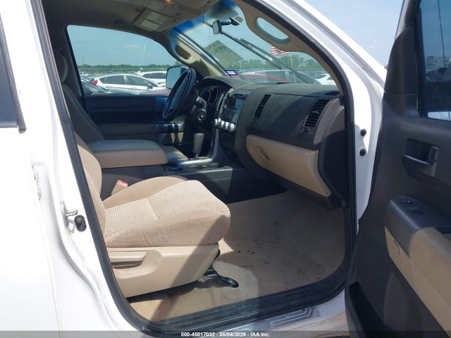 Продажа на аукционе авто 2010 Toyota Tundra Grade 5.7l V8, vin: 5TFRY5F15AX077470, номер лота: 45017032