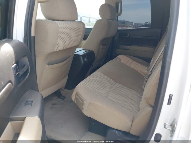 Продажа на аукционе авто 2010 Toyota Tundra Grade 5.7l V8, vin: 5TFRY5F15AX077470, номер лота: 45017032
