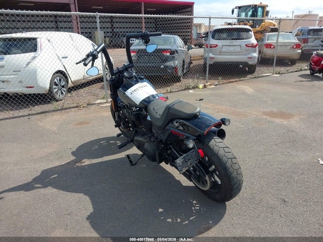 Harley-Davidson FXFBS 2022 1HD1YLK11NB038769 Image 3