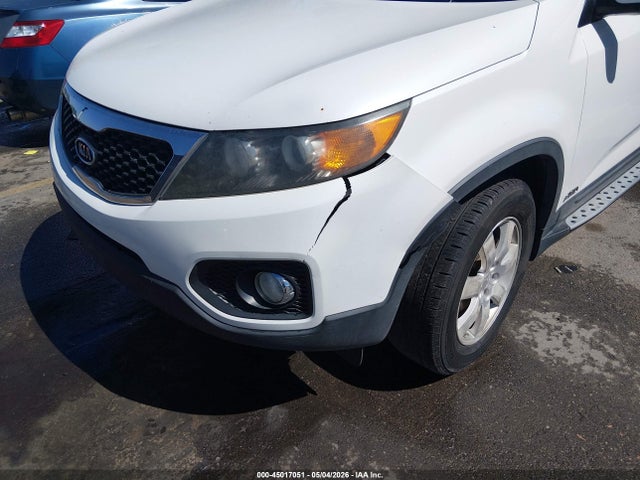 Продаж на аукціоні авто 2011 Kia Sorento Lx, vin: 5XYKTDA16BG177941, номер лоту: 45017051