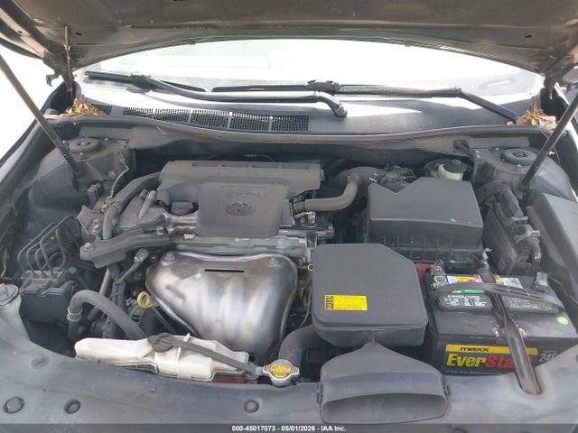 2015 Toyota Camry Le მანქანა იყიდება აუქციონზე, vin: 4T1BF1FK4FU041105, აუქციონის ნომერი: 45017073