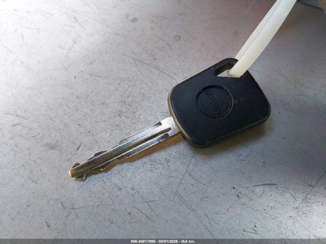 2005 Toyota Corolla Ce მანქანა იყიდება აუქციონზე, vin: 1NXBR32E55Z480220, აუქციონის ნომერი: 45017090