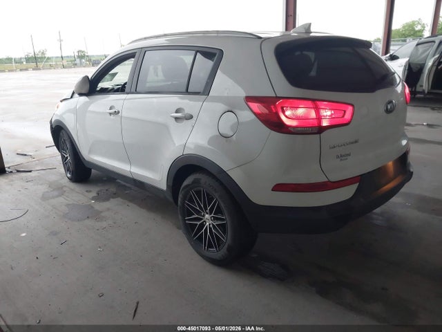 KIA Sportage Lx 2014 KNDPB3AC8E7656691 Image 3