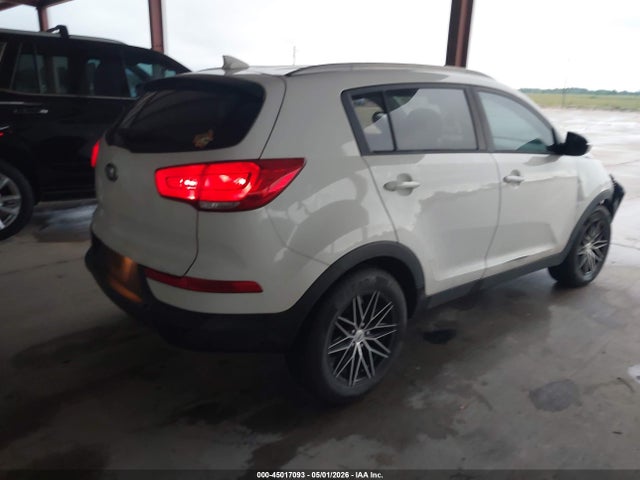 KIA Sportage Lx 2014 KNDPB3AC8E7656691 Image 4