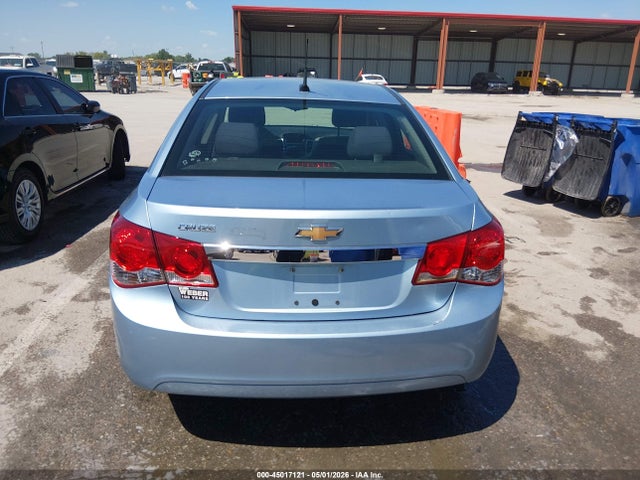 45017121 :رقم المزاد ، 1G1PC5SH6C7278895 vin ، 2012 Chevrolet Cruze Ls مزاد بيع