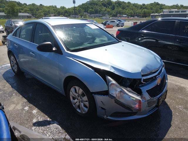 45017121 :رقم المزاد ، 1G1PC5SH6C7278895 vin ، 2012 Chevrolet Cruze Ls مزاد بيع