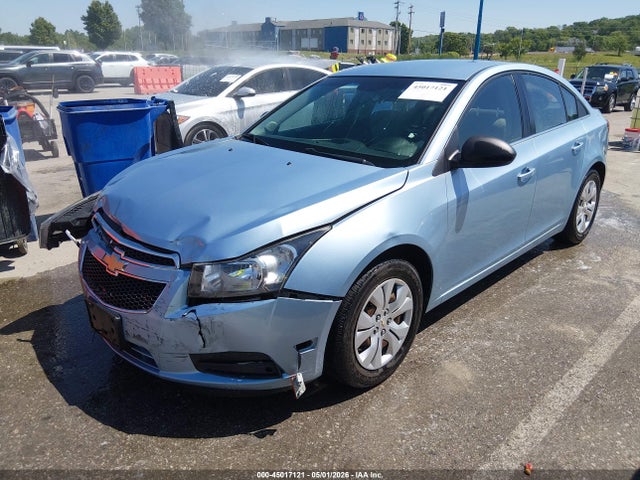 45017121 :رقم المزاد ، 1G1PC5SH6C7278895 vin ، 2012 Chevrolet Cruze Ls مزاد بيع
