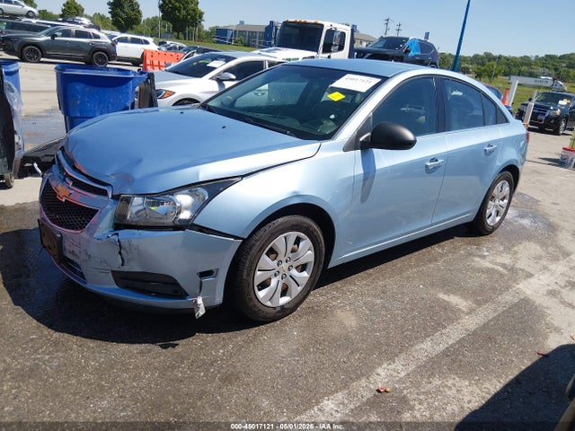 45017121 :رقم المزاد ، 1G1PC5SH6C7278895 vin ، 2012 Chevrolet Cruze Ls مزاد بيع