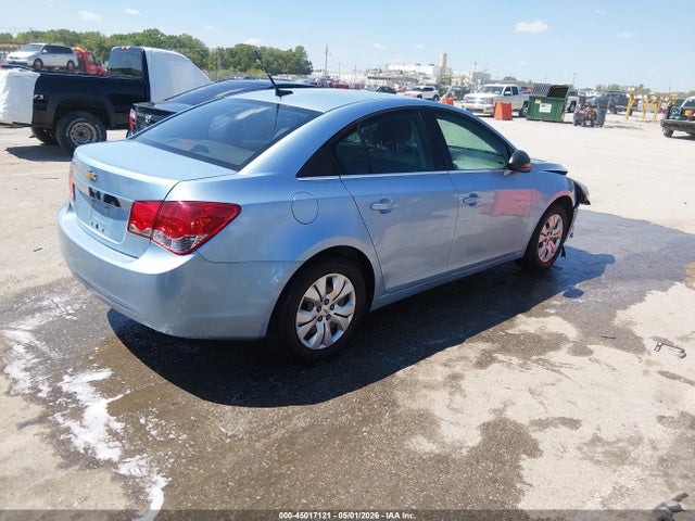 45017121 :رقم المزاد ، 1G1PC5SH6C7278895 vin ، 2012 Chevrolet Cruze Ls مزاد بيع