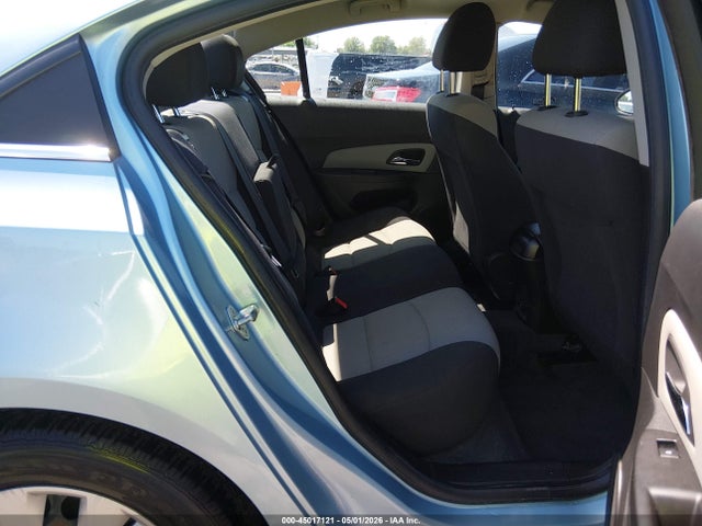 45017121 :رقم المزاد ، 1G1PC5SH6C7278895 vin ، 2012 Chevrolet Cruze Ls مزاد بيع