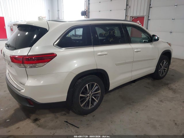 Aukcja sprzedaży 2018 Toyota Highlander Xle, vin: 5TDJZRFHXJS493146, numer aukcji: 45017129