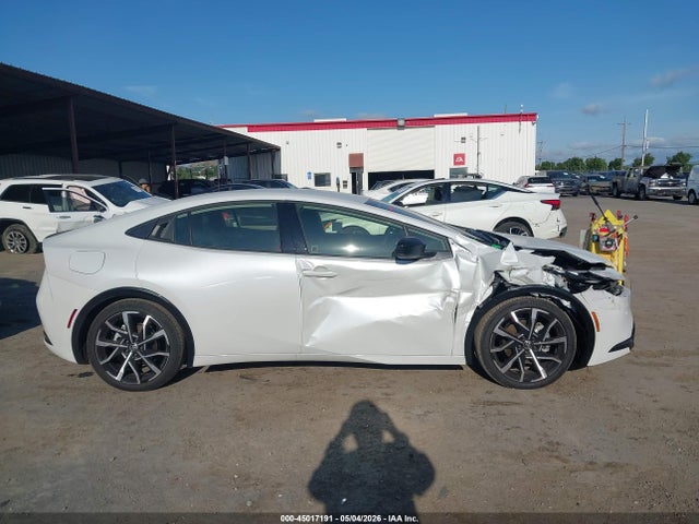 2026 Toyota Prius Plug-in Hybrid Xse მანქანა იყიდება აუქციონზე, vin: JTDACACU9T3063150, აუქციონის ნომერი: 45017191