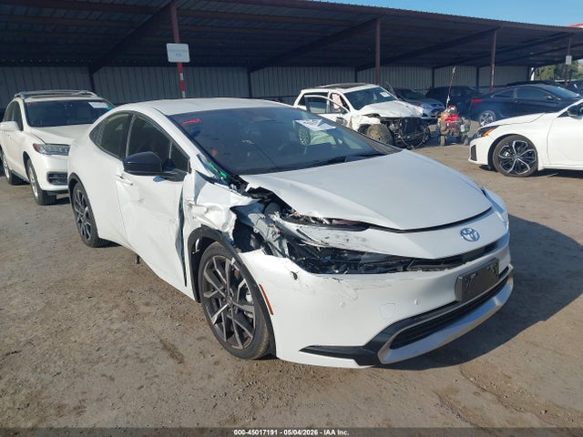 2026 Toyota Prius Plug-in Hybrid Xse მანქანა იყიდება აუქციონზე, vin: JTDACACU9T3063150, აუქციონის ნომერი: 45017191