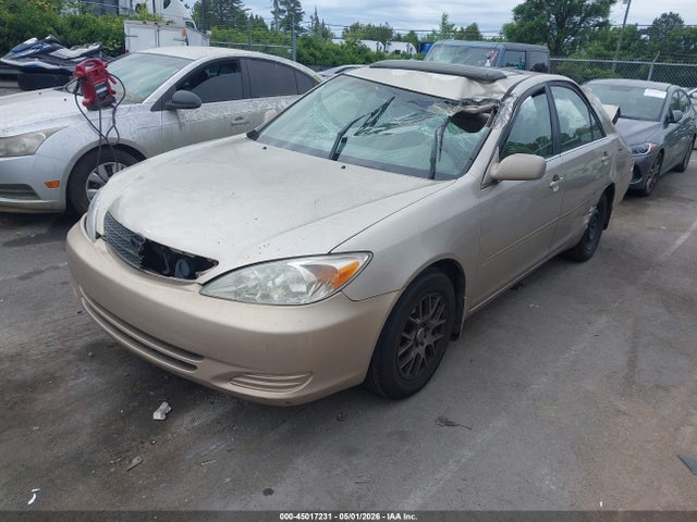 45017231 :رقم المزاد ، 4T1BE32K52U610493 vin ، 2002 Toyota Camry Le مزاد بيع