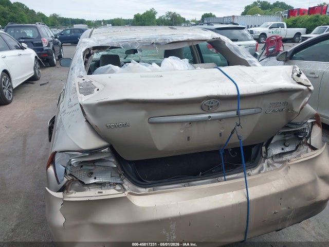 45017231 :رقم المزاد ، 4T1BE32K52U610493 vin ، 2002 Toyota Camry Le مزاد بيع