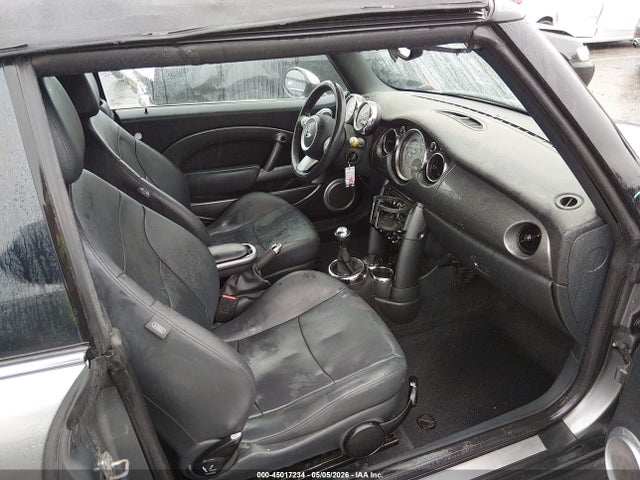 2005 Mini Cooper S მანქანა იყიდება აუქციონზე, vin: WMWRH33575TF84623, აუქციონის ნომერი: 45017234
