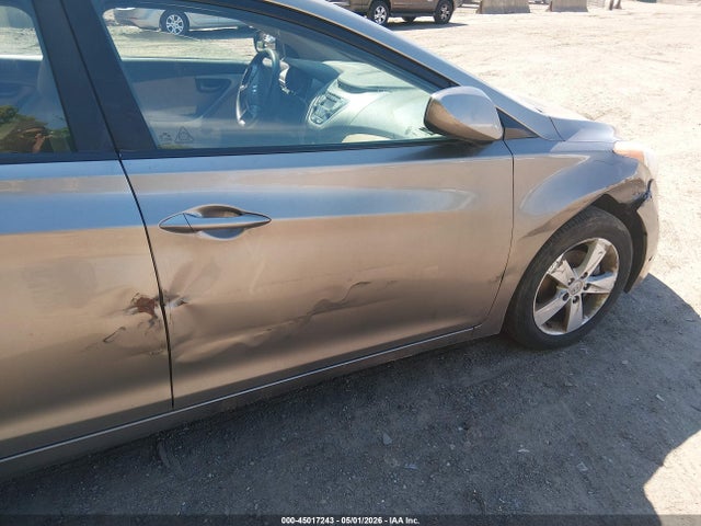 Продаж на аукціоні авто 2013 Hyundai Elantra Gls, vin: 5NPDH4AE7DH447509, номер лоту: 45017243