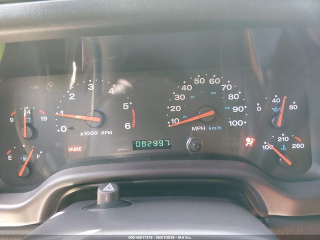 45017276 :رقم المزاد ، 1J4FA39S22P758455 vin ، 2002 Jeep Wrangler X مزاد بيع