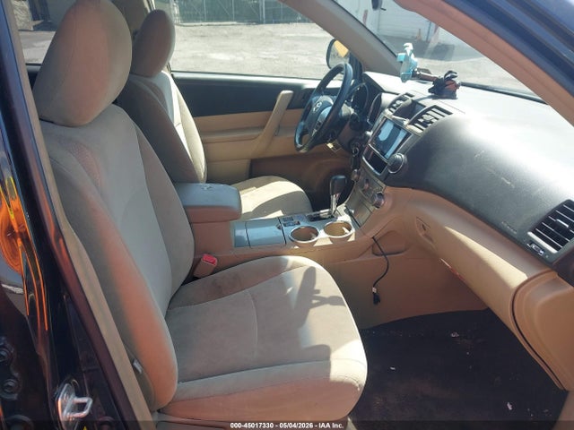 Продажа на аукционе авто 2013 Toyota Highlander Base V6, vin: 5TDBK3EH2DS255934, номер лота: 45017330