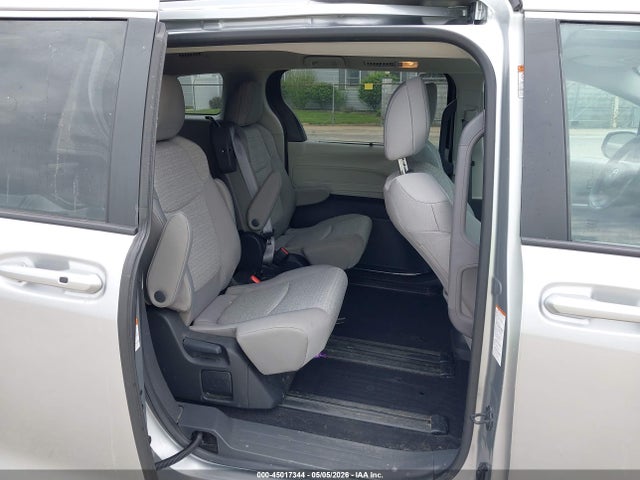 2023 Toyota Sienna Le მანქანა იყიდება აუქციონზე, vin: 5TDKRKEC6PS175910, აუქციონის ნომერი: 45017344